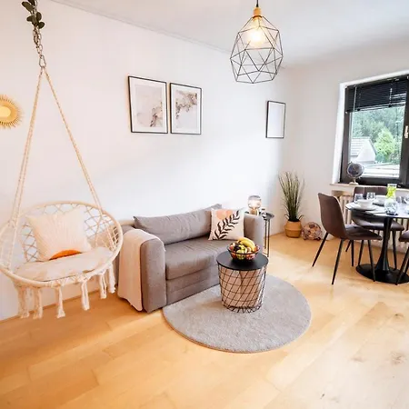Zentrale & Gemuetliche Wohnung Mit Sonnenbalkon Essen Exterior foto