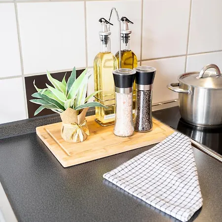 Zentrale & Gemuetliche Wohnung Mit Sonnenbalkon Essen Exterior foto